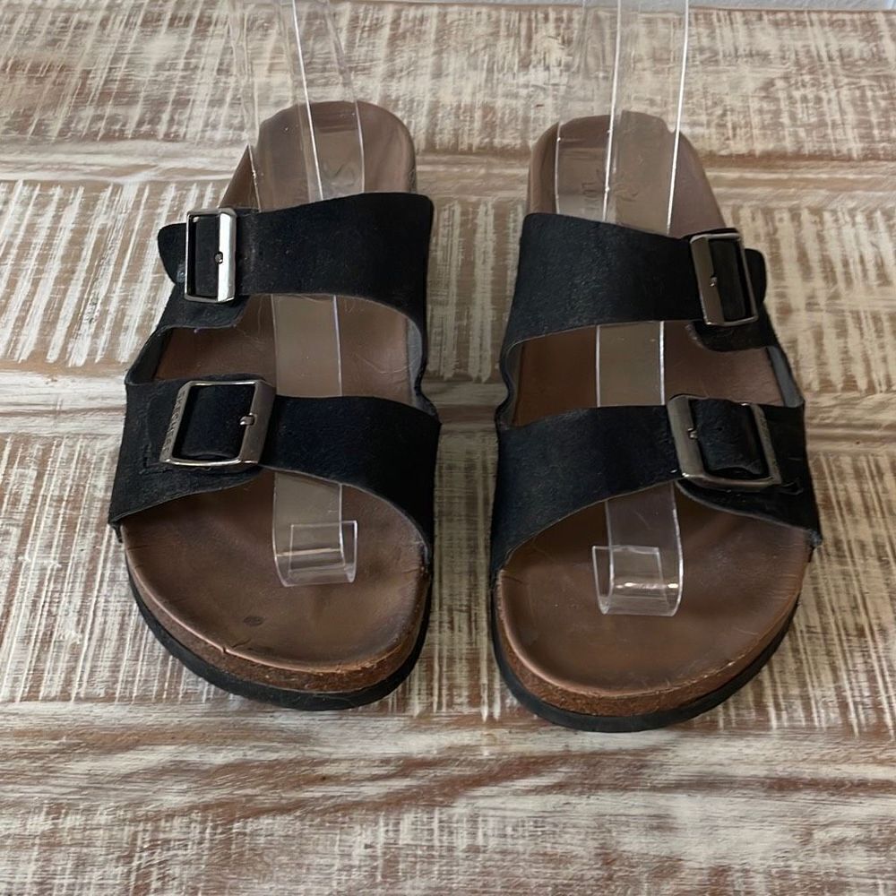 Sketchers Birkenstock type sandal